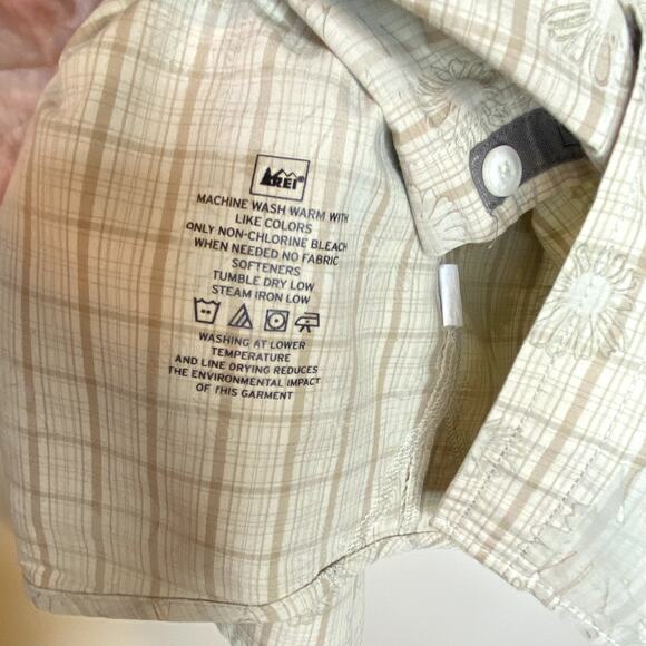 Vintage REI Plaid Floral Hawaiian Short Sleeve Button Up Shirt Size Medium - Picture 9 of 9